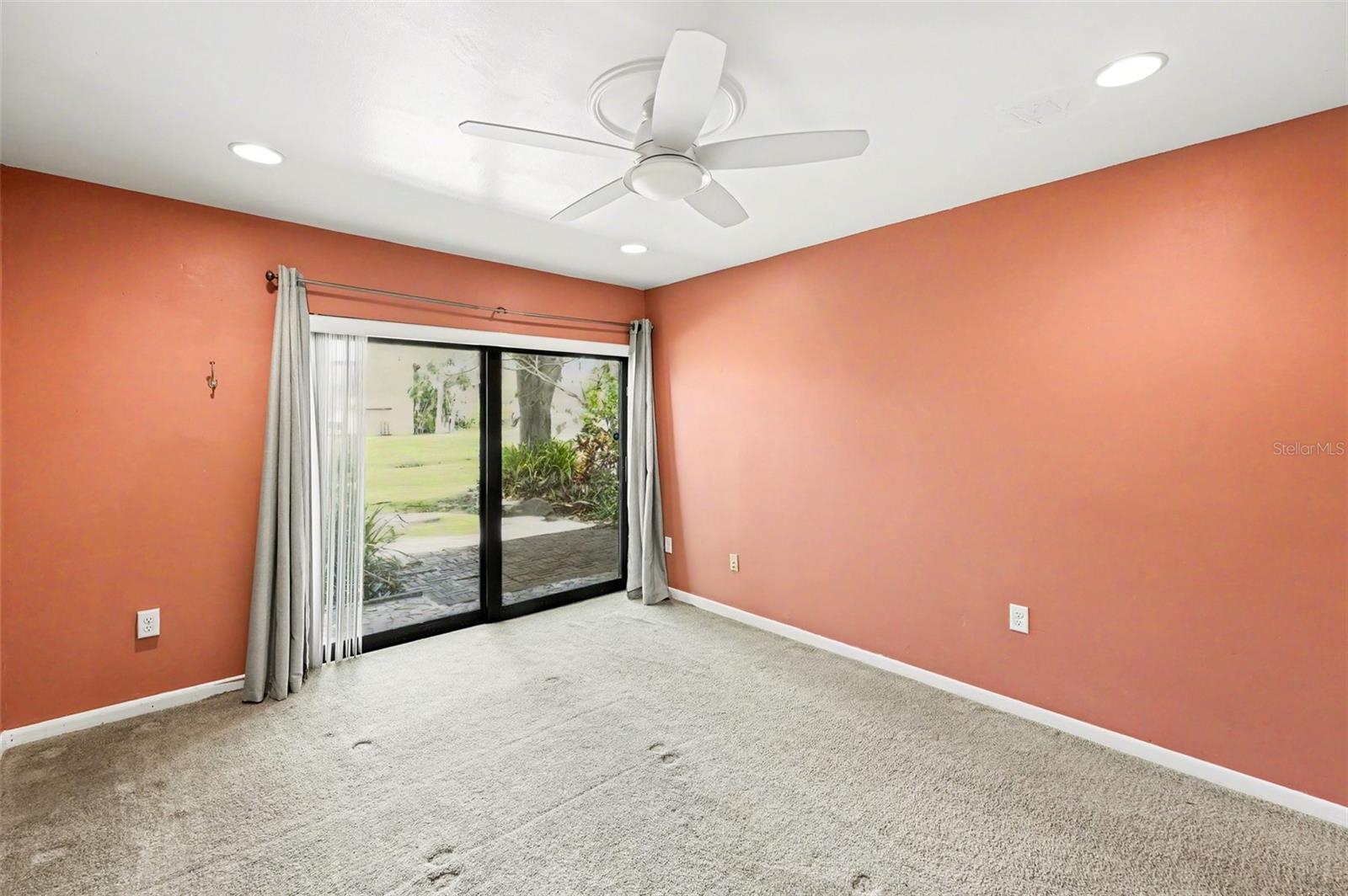 10755 Village Club Unit 101, St Petersburg, FL 33716