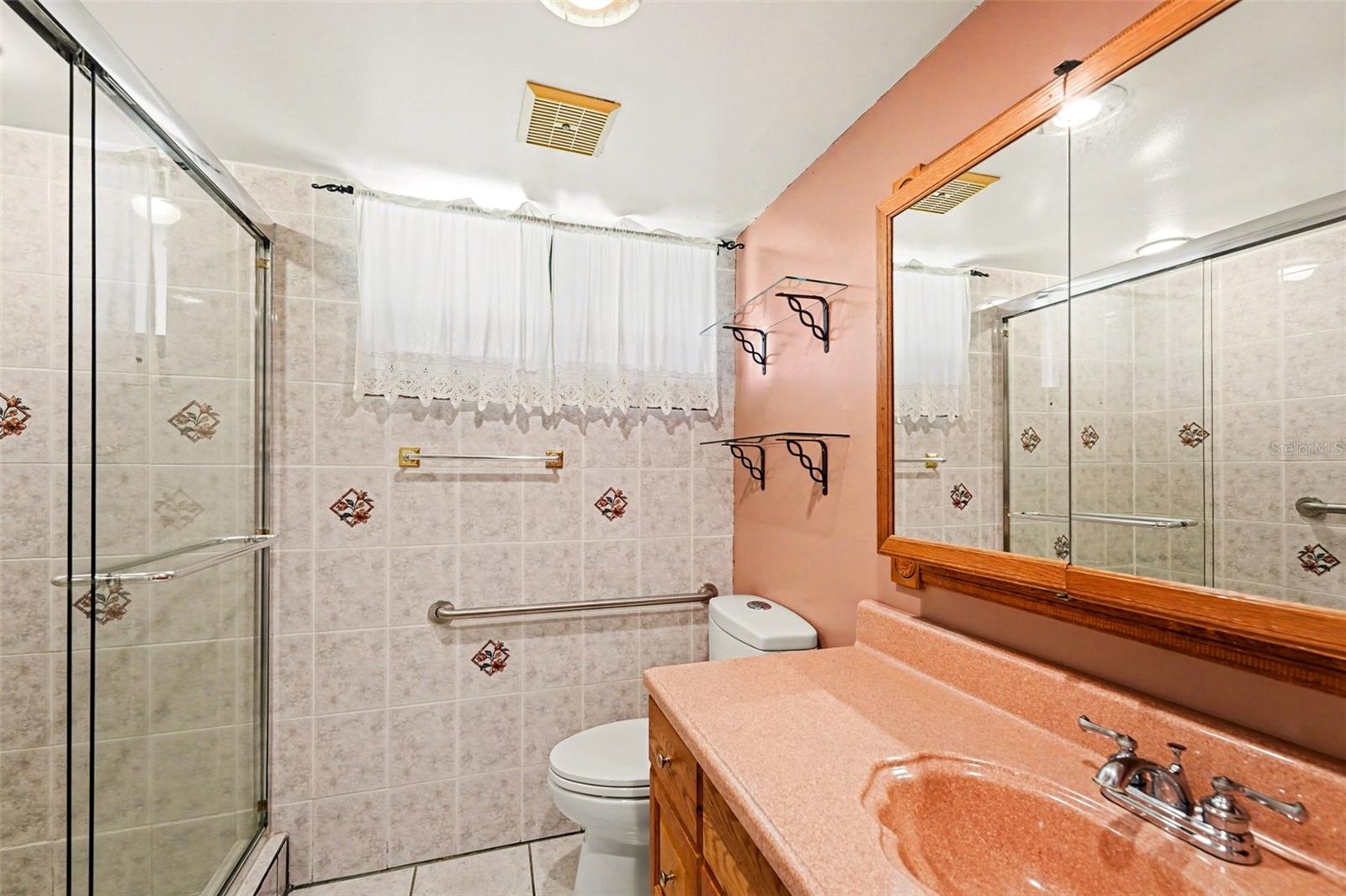 10755 Village Club Unit 101, St Petersburg, FL 33716