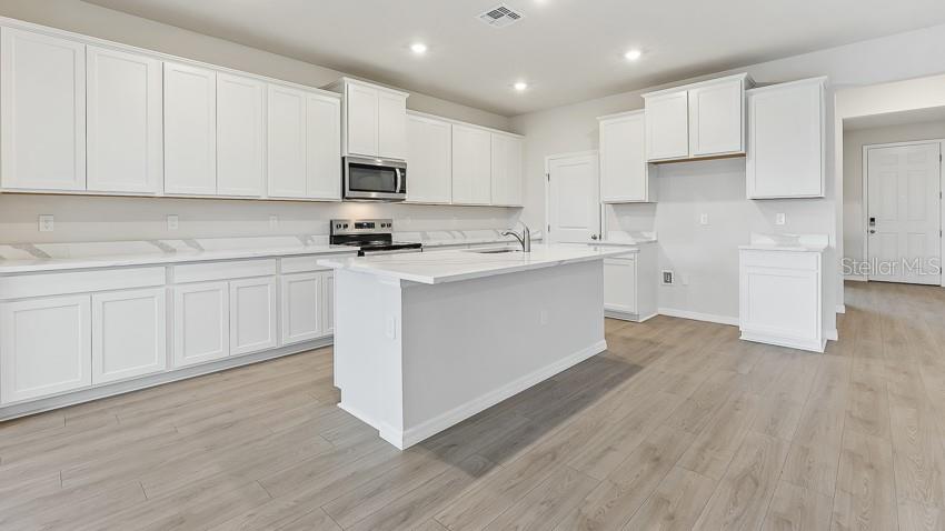 1820 Vandalia, Parrish, FL 34219