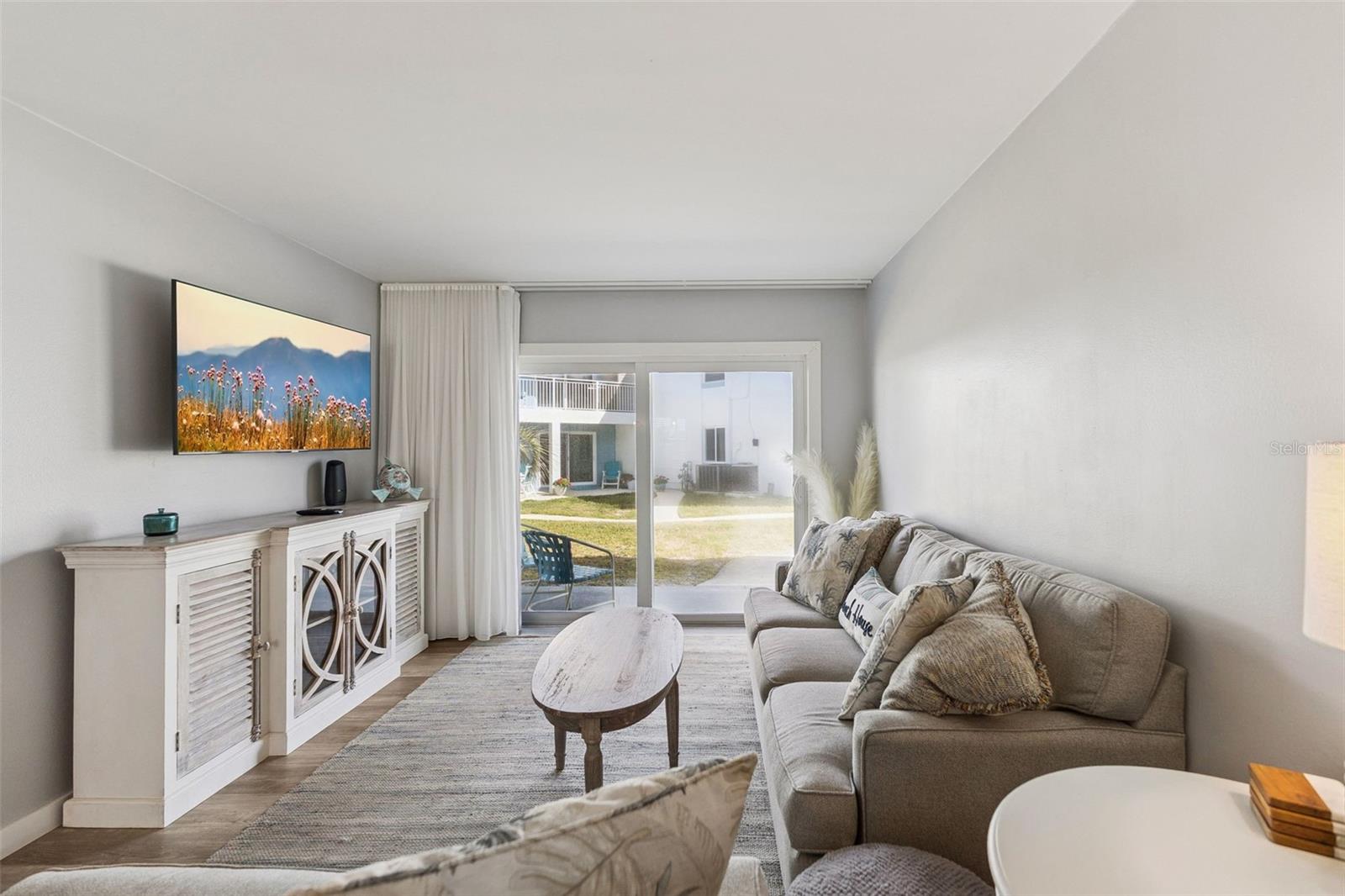 513 Atlantic Unit 33, New Smyrna Beach, FL 32169