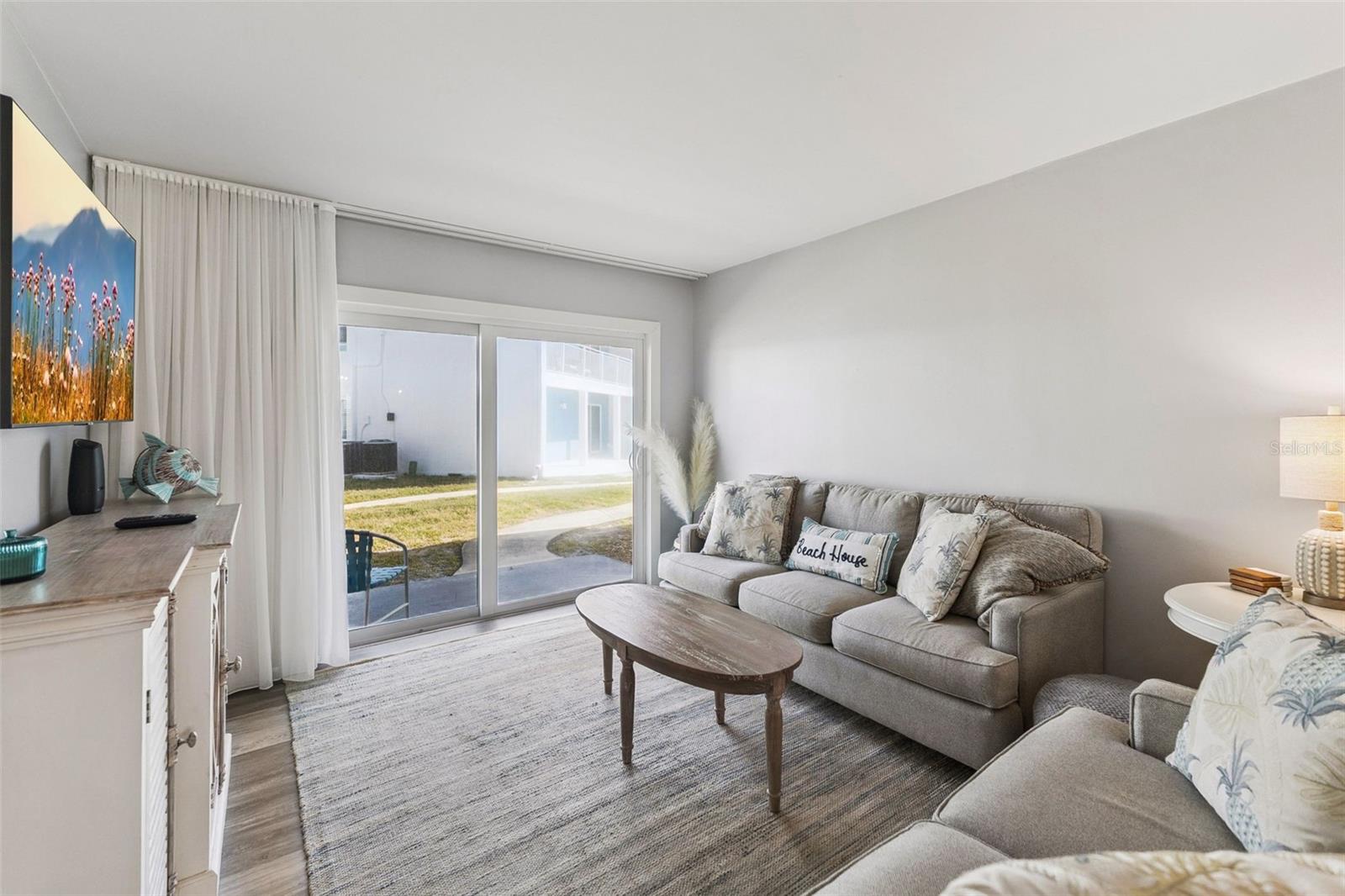 513 Atlantic Unit 33, New Smyrna Beach, FL 32169