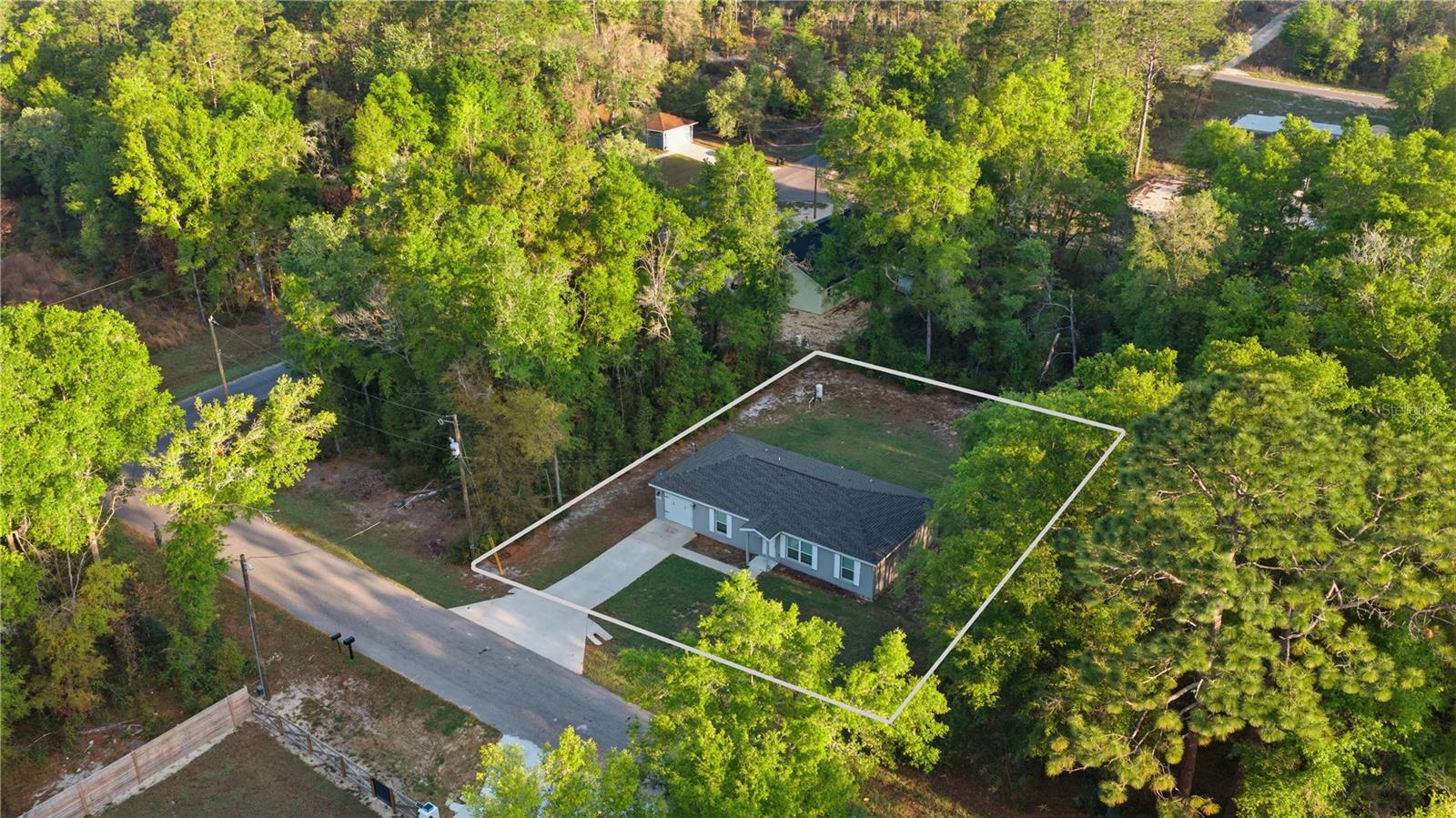 15541 13th, Williston, FL 32696