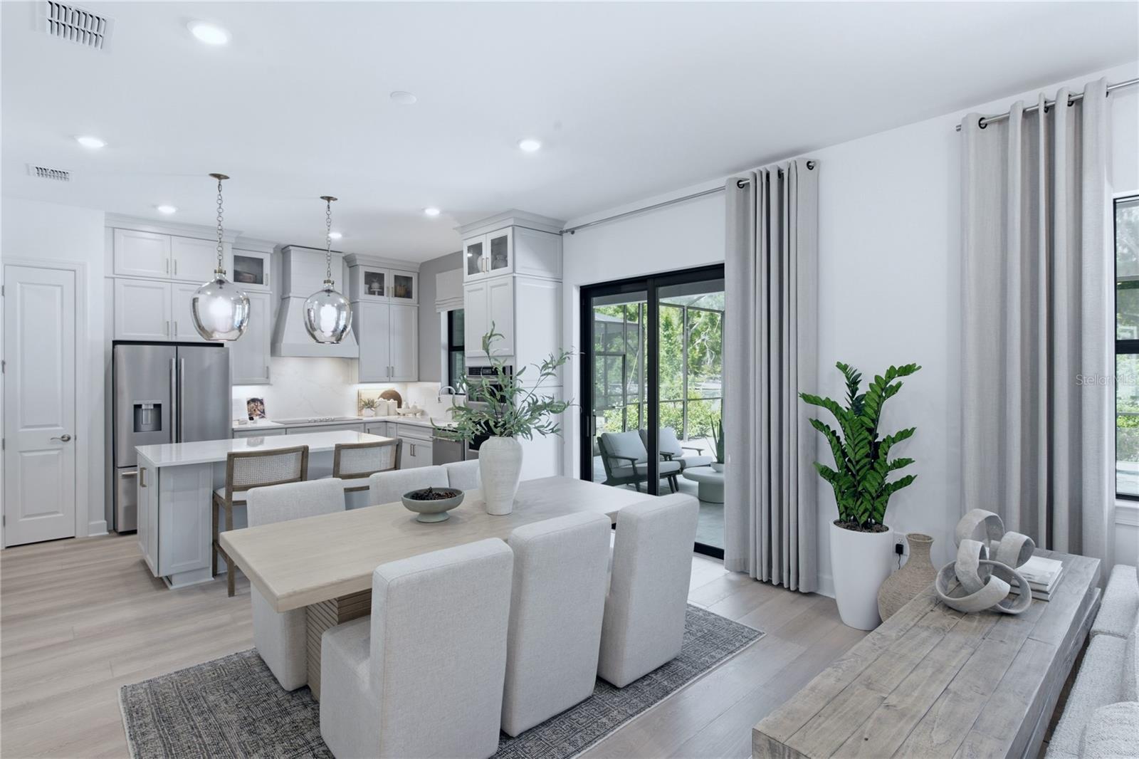 7444 Summer, Sarasota, FL 34231