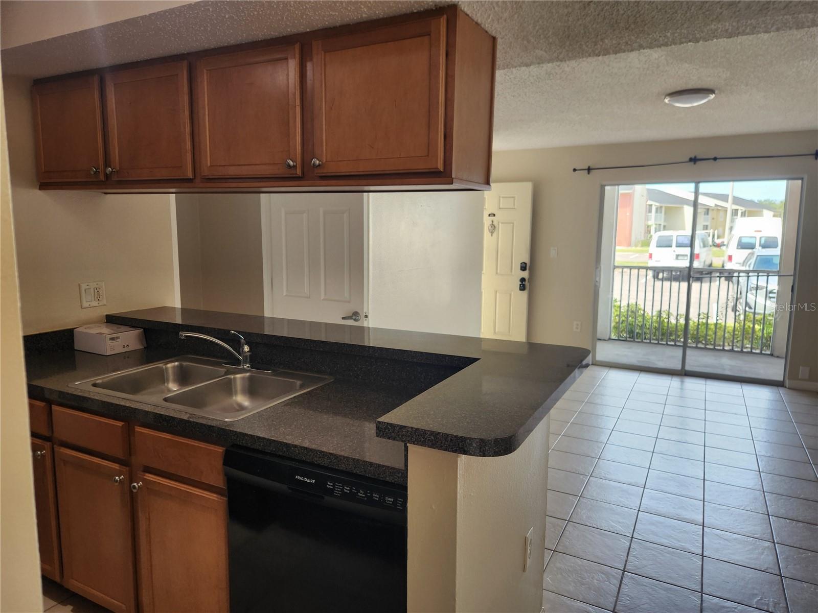 803 Lake Haven Unit 101, Brandon, FL 33511