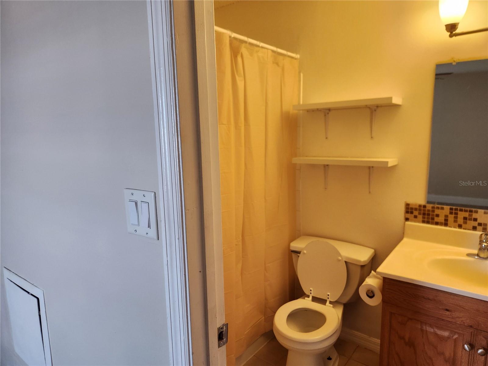 803 Lake Haven Unit 101, Brandon, FL 33511