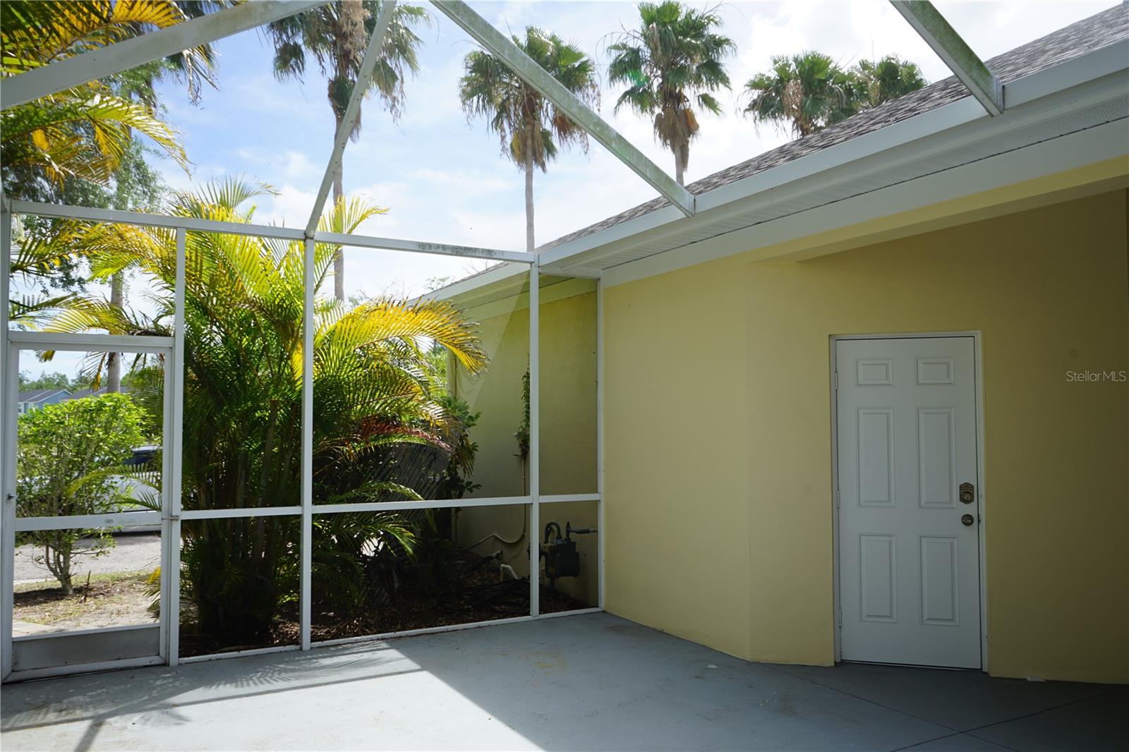 201 Sunset Crest, Apollo Beach, FL 33572
