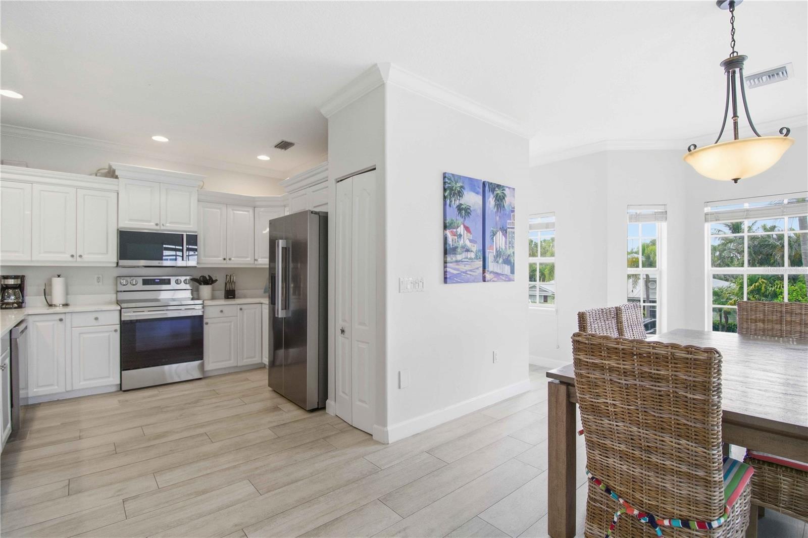 215 81st, Holmes Beach, FL 34217