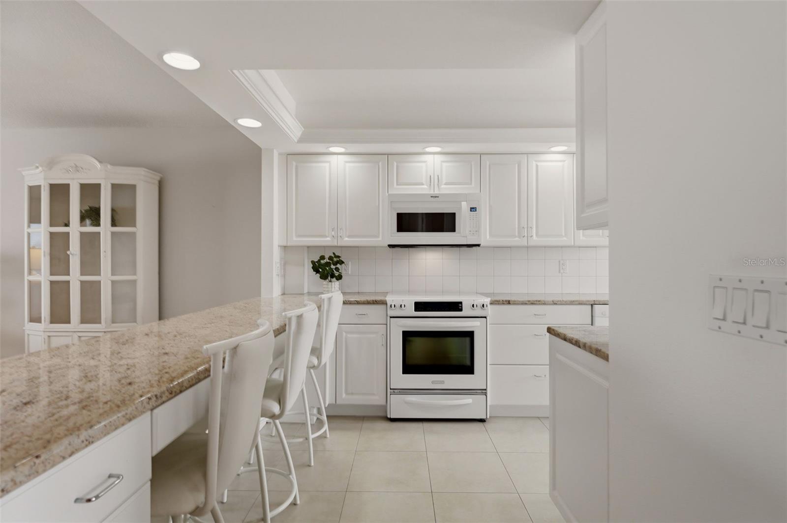 1150 Tarpon Center Unit 304, Venice, FL 34285
