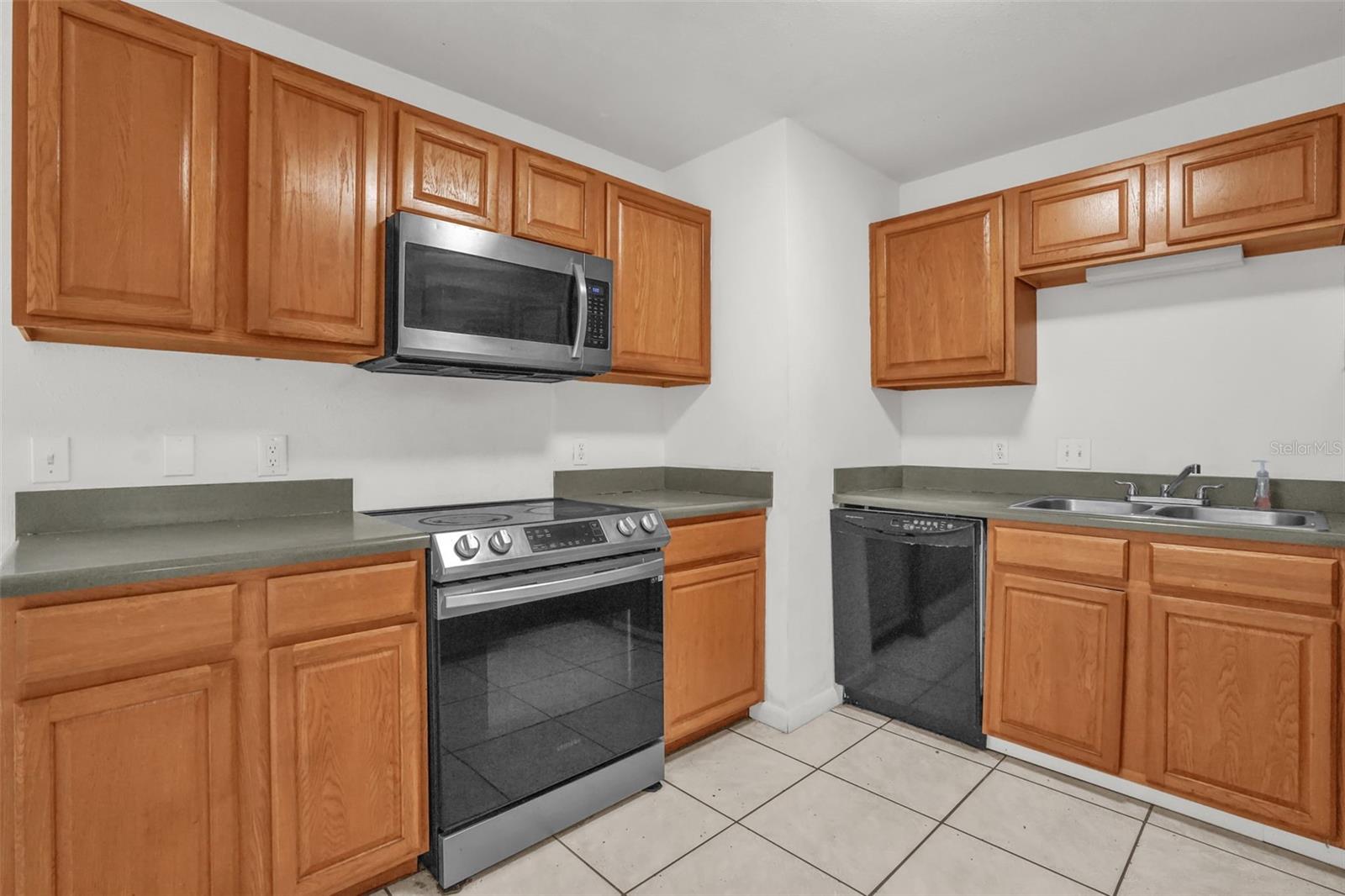 417 Tampa, Orlando, FL 32805