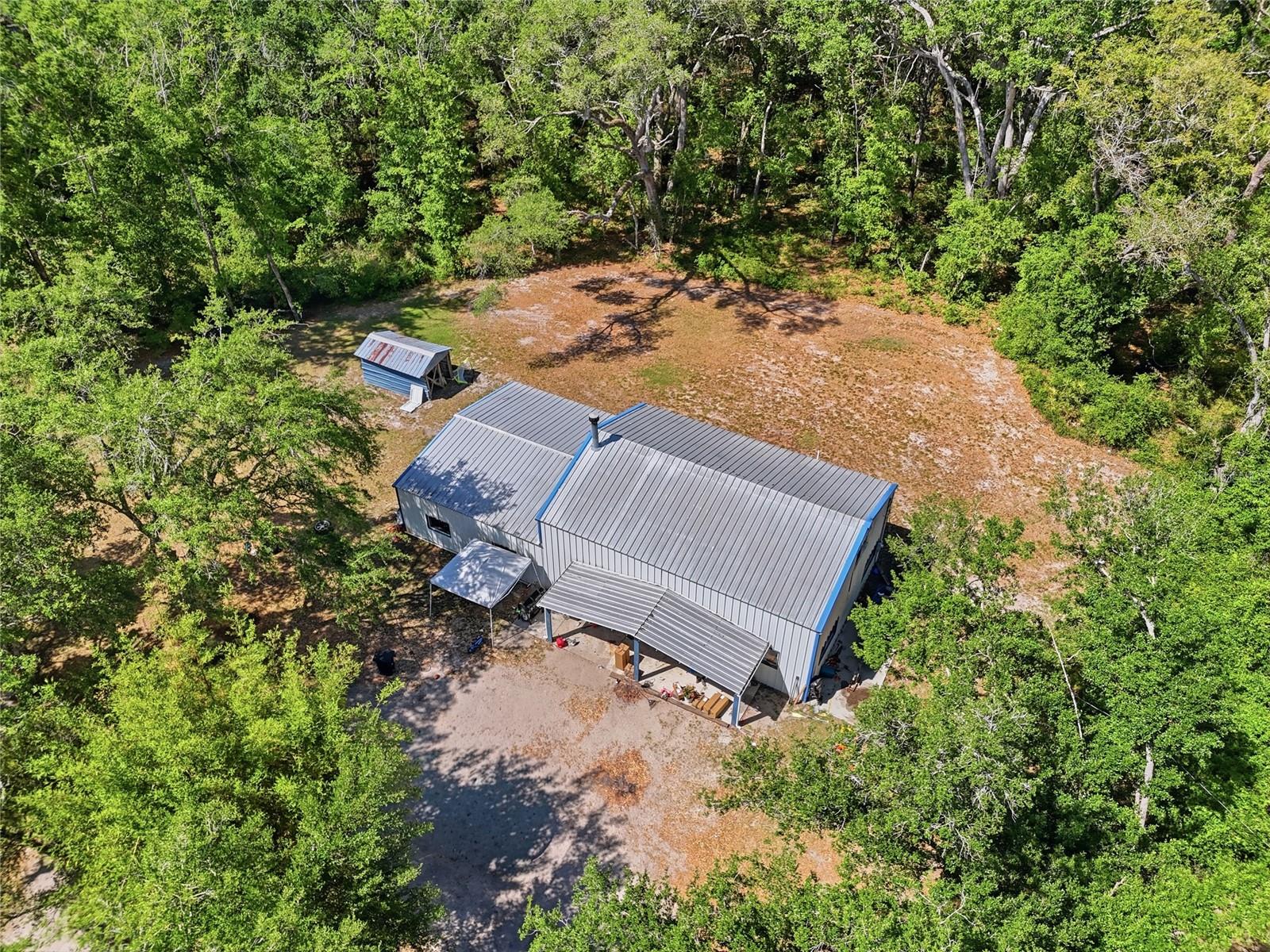 401 Falcon, Branford, FL 32008
