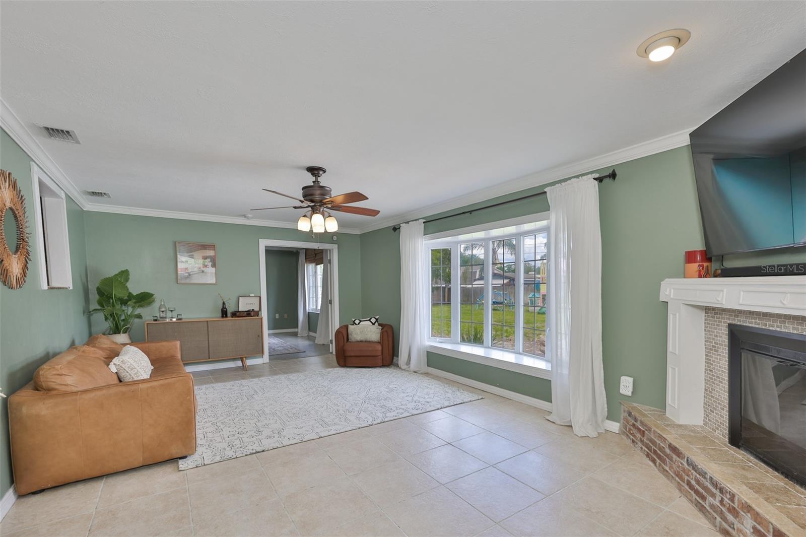 1311 Estatewood, Brandon, FL 33510