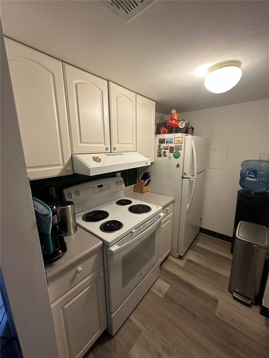 1084 82nd Unit 1084e, St Petersburg, FL 33702