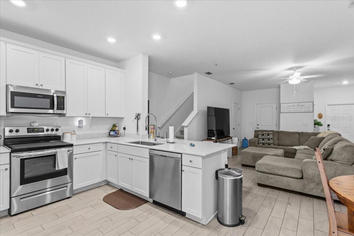 12657 7th, Newberry, FL 32669
