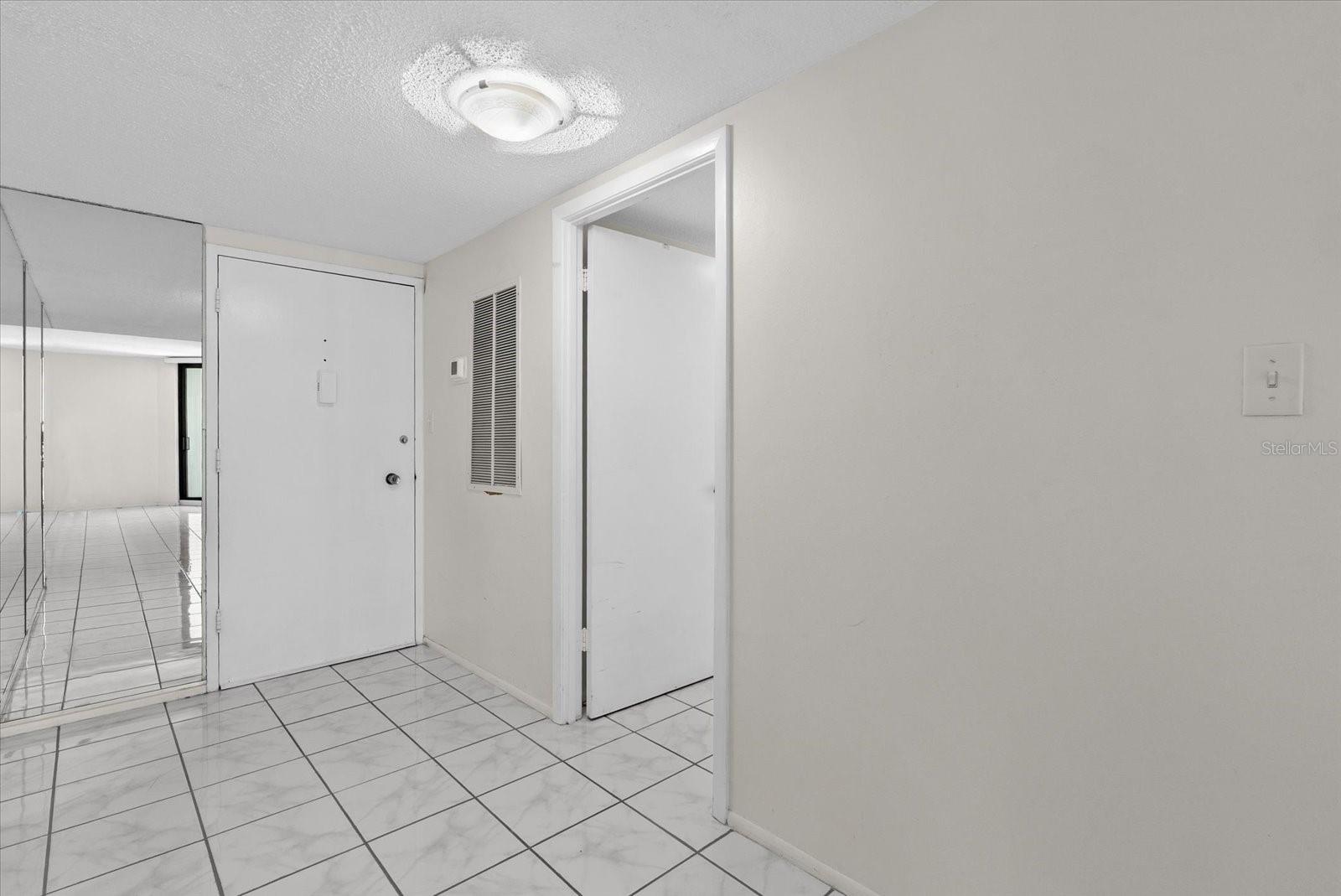 4822 Ocean Unit 11e, Sarasota, FL 34242