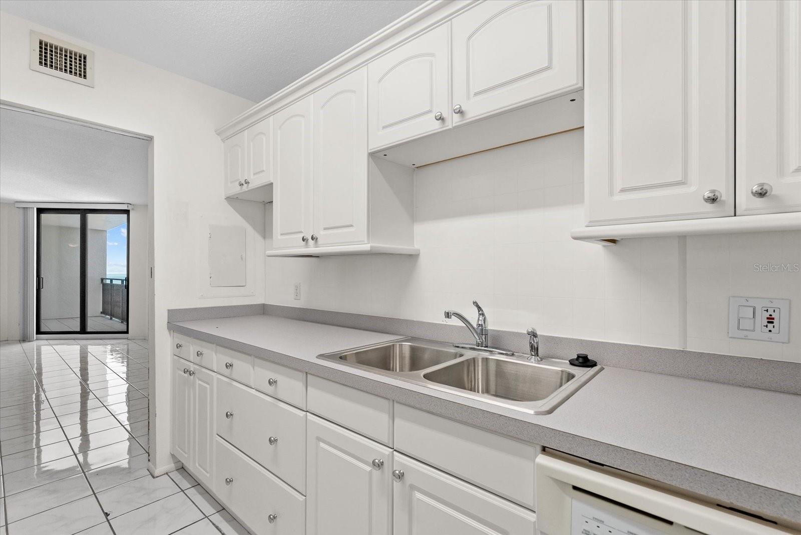 4822 Ocean Unit 11e, Sarasota, FL 34242