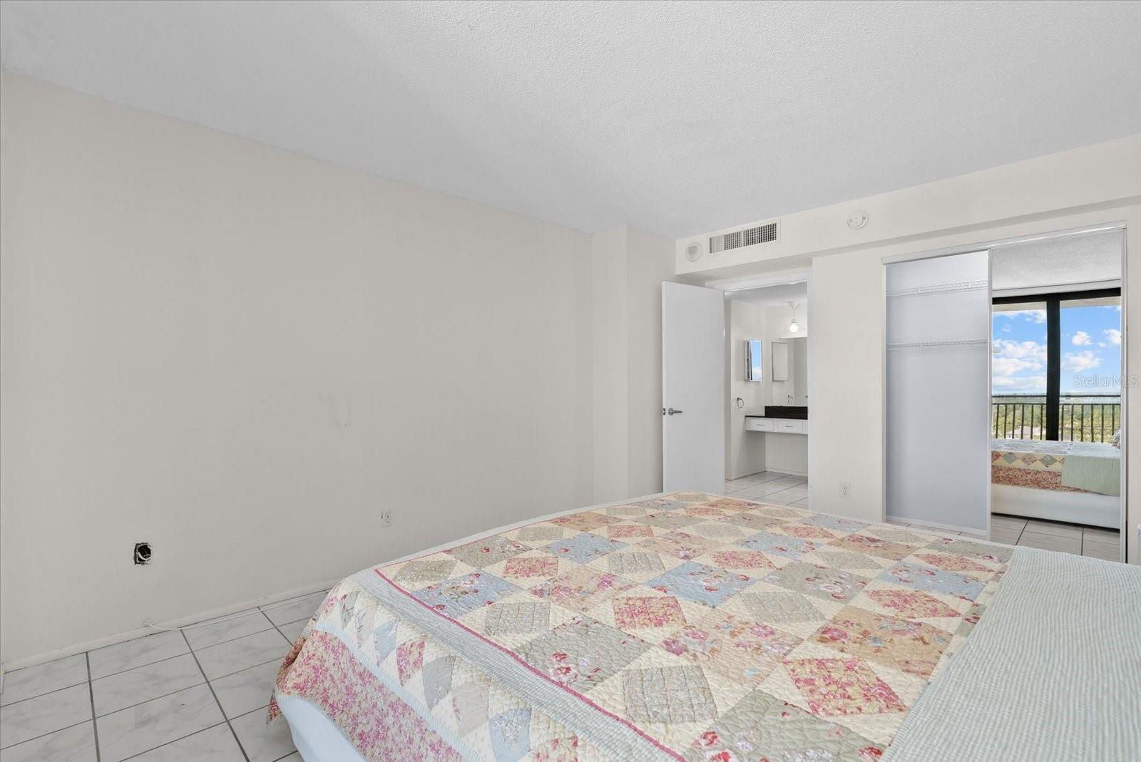 4822 Ocean Unit 11e, Sarasota, FL 34242