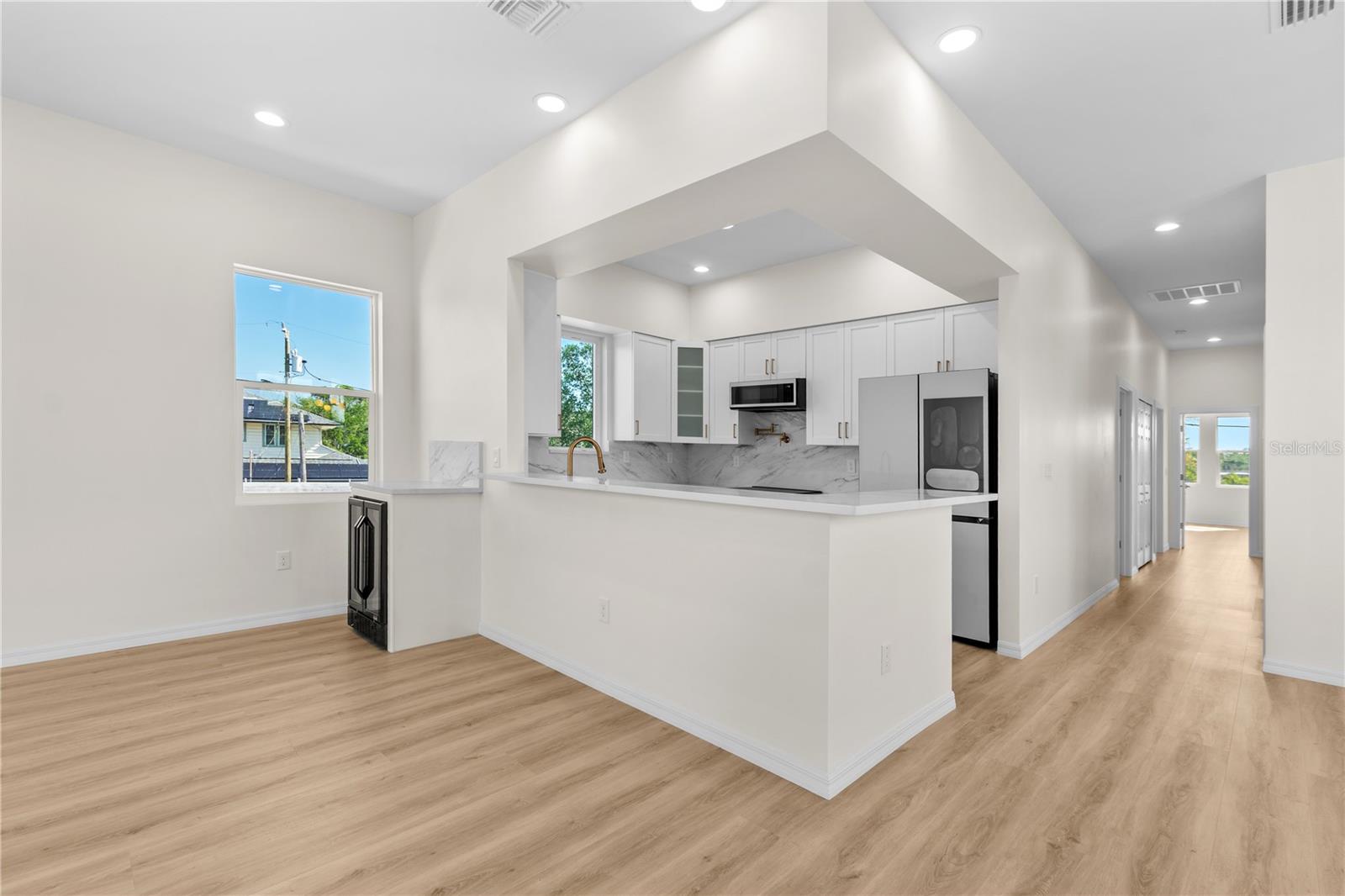 4234 4th, St Petersburg, FL 33705
