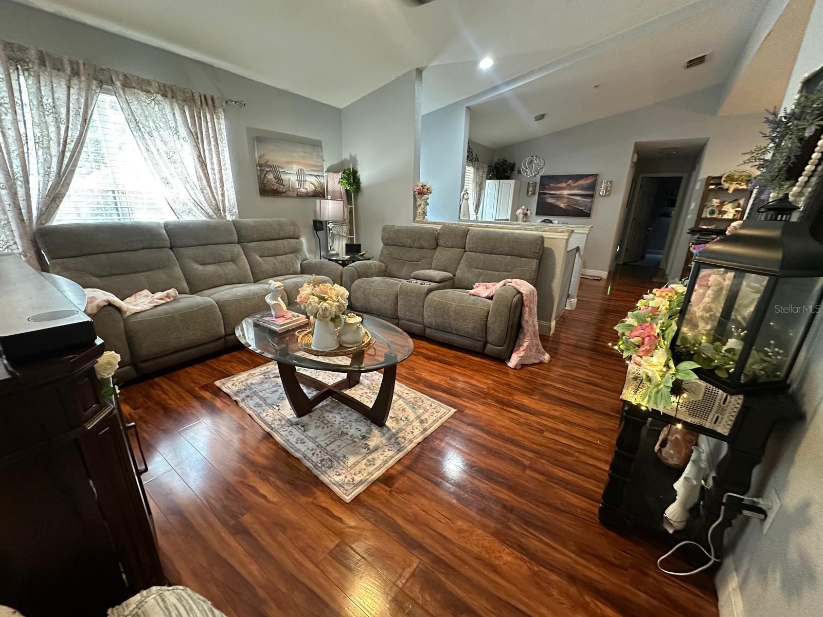 875 Grand Regency Unit 203, Altamonte Springs, FL 32714