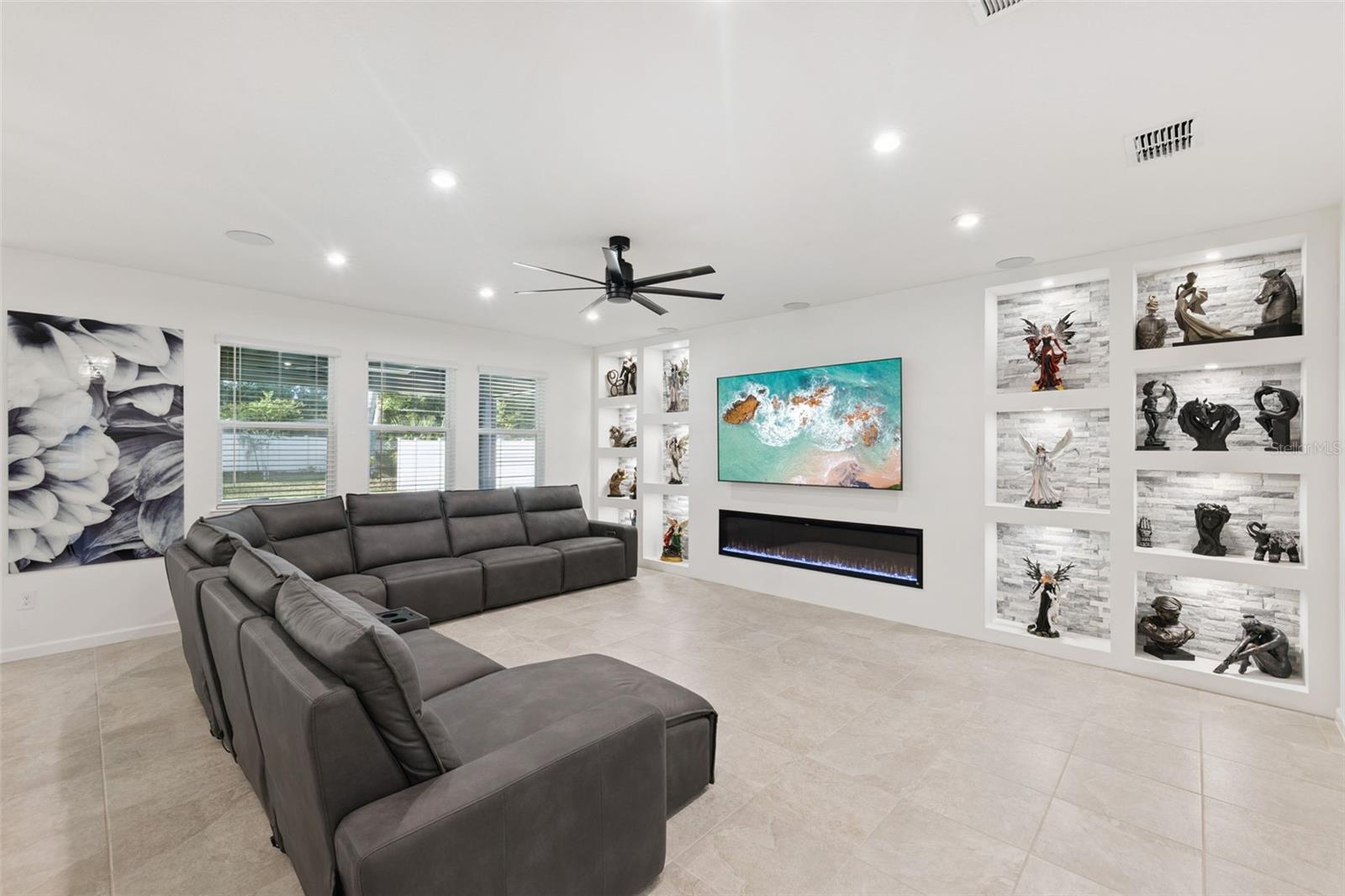 887 Asterfield, Deland, FL 32720