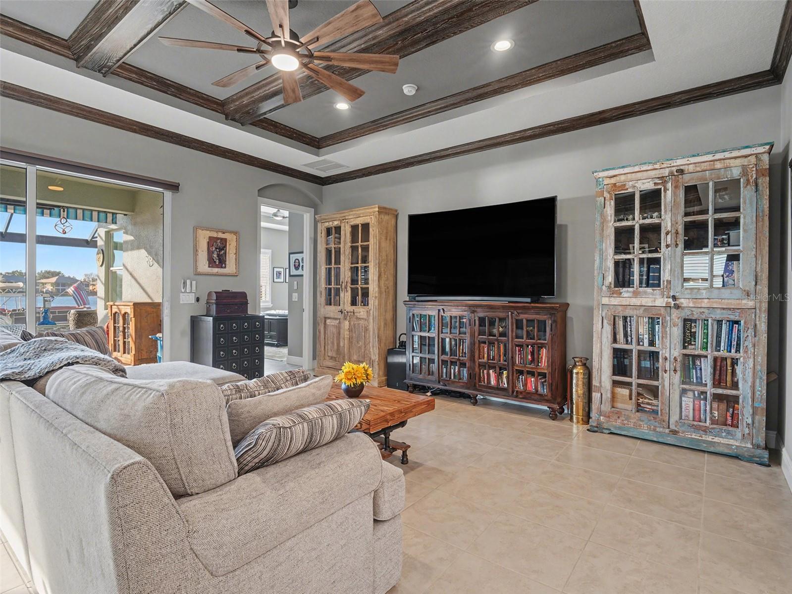 1018 Overlook, Bradenton, FL 34208