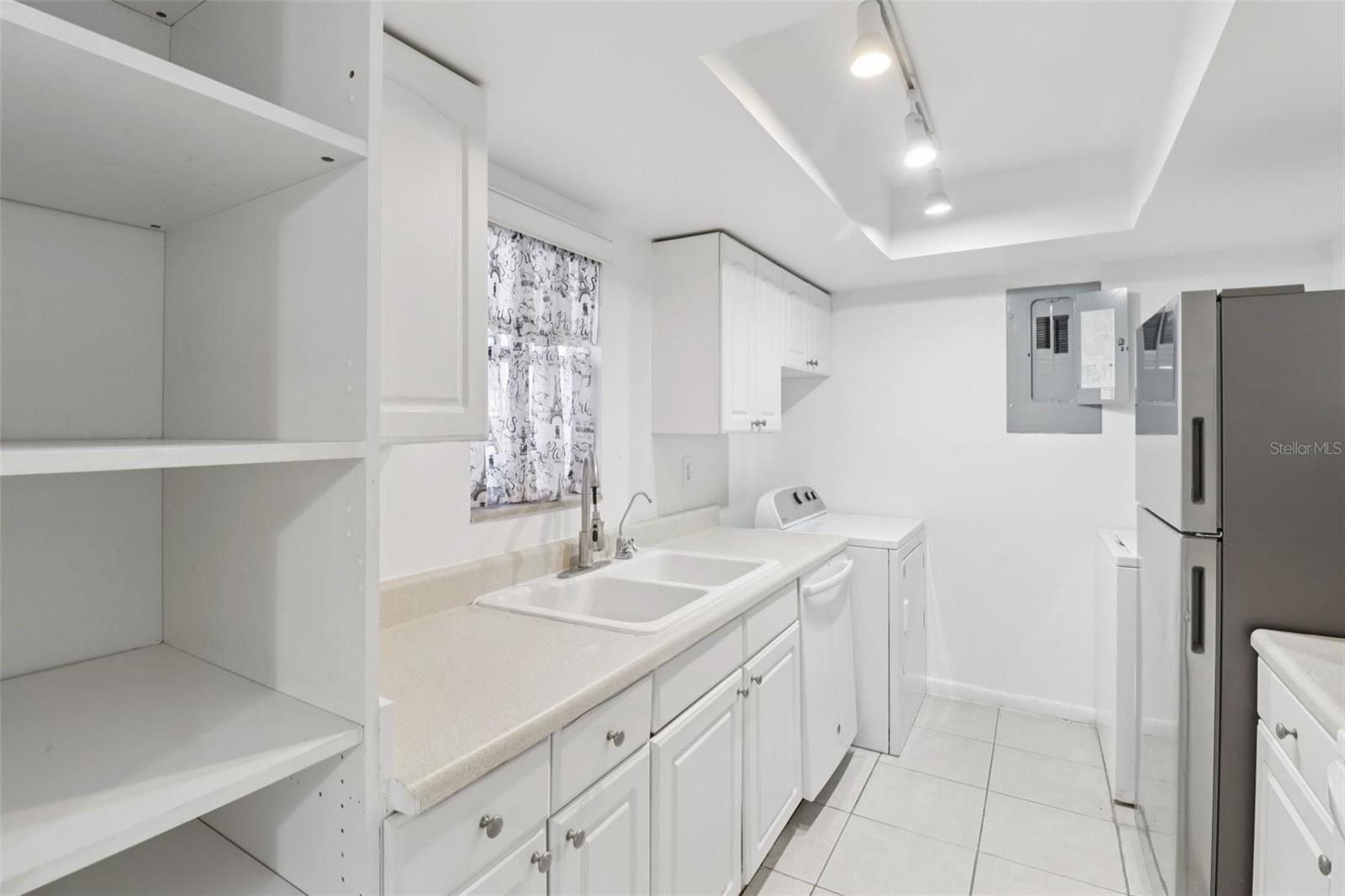 4369 Aqua Vista Unit 16-c, Orlando, FL 32839