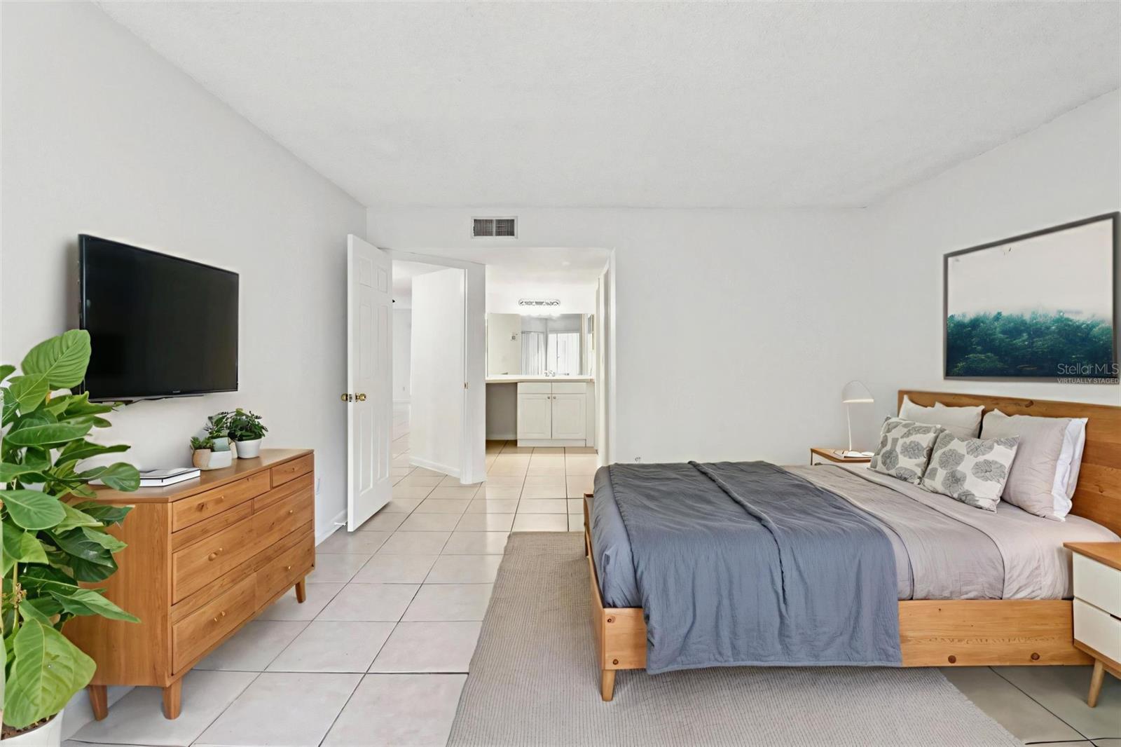 4369 Aqua Vista Unit 16-c, Orlando, FL 32839