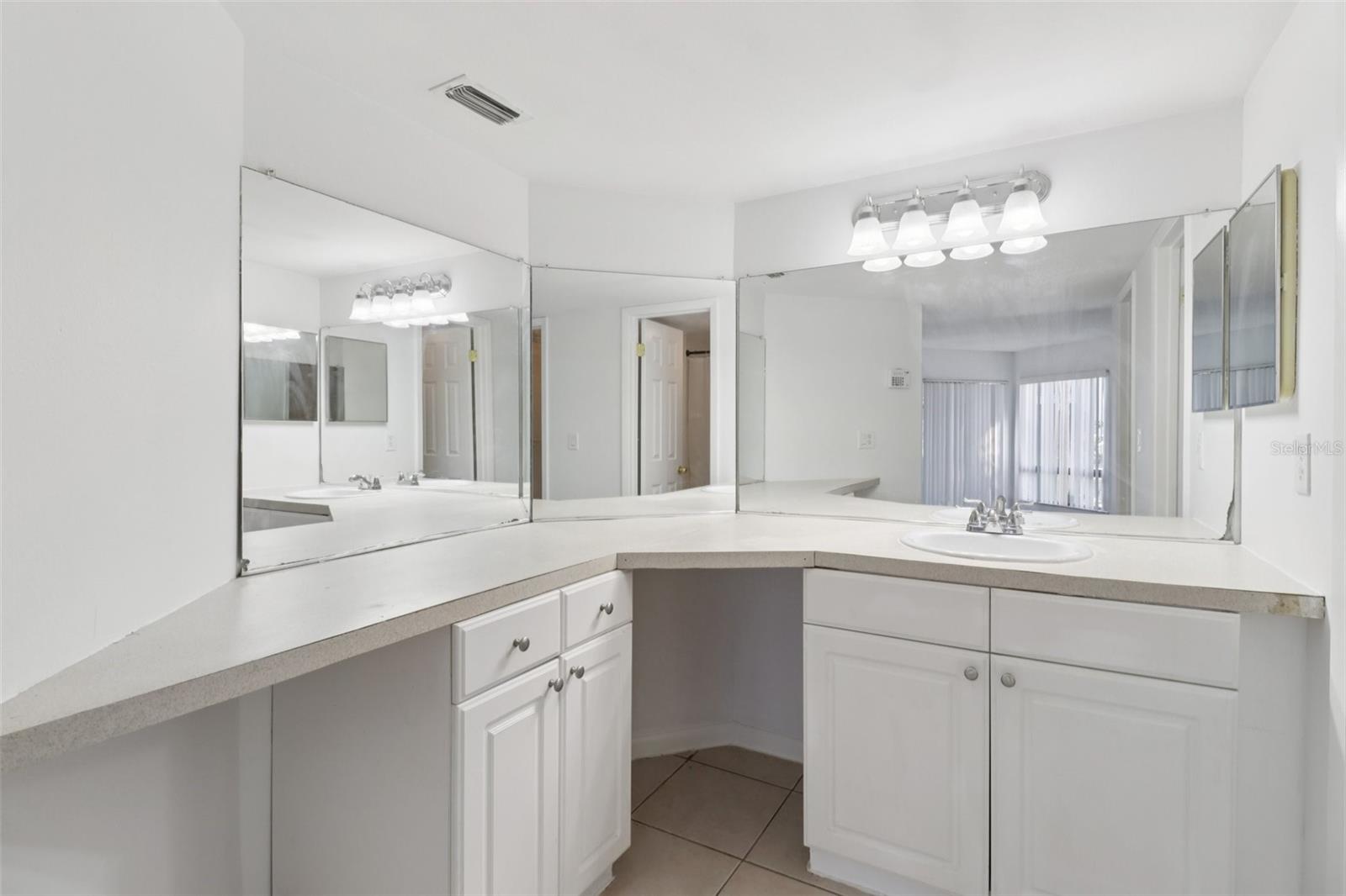 4369 Aqua Vista Unit 16-c, Orlando, FL 32839
