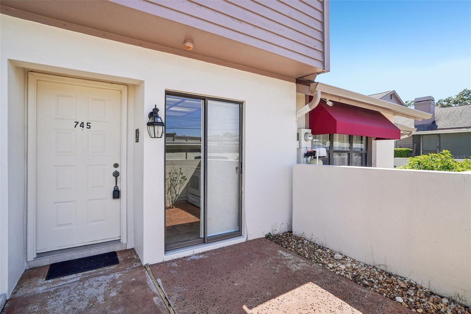 745 Oak Park, Brandon, FL 33511