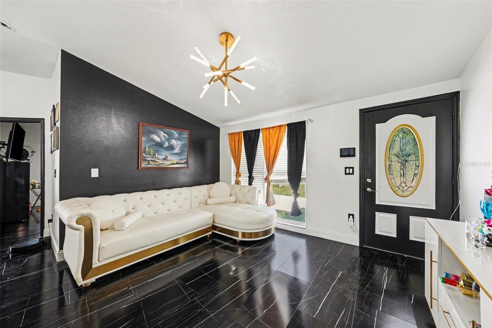10119 Chimney Hill, Tampa, FL 33615