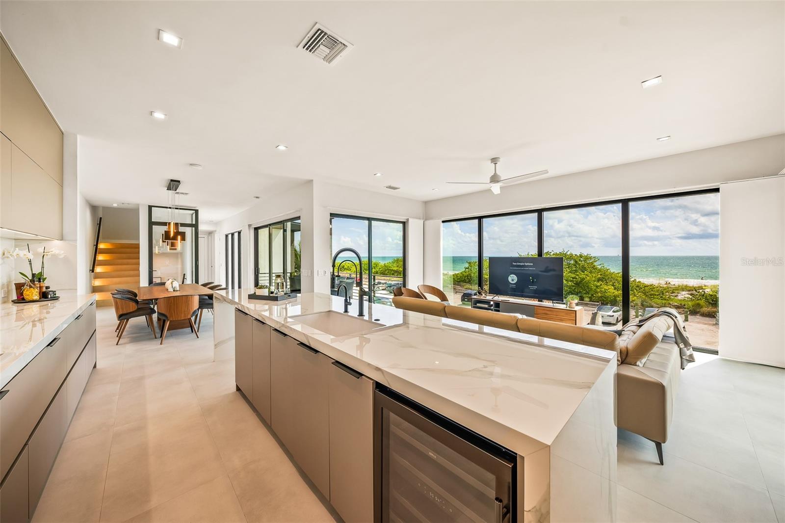 101 7th, Bradenton Beach, FL 34217