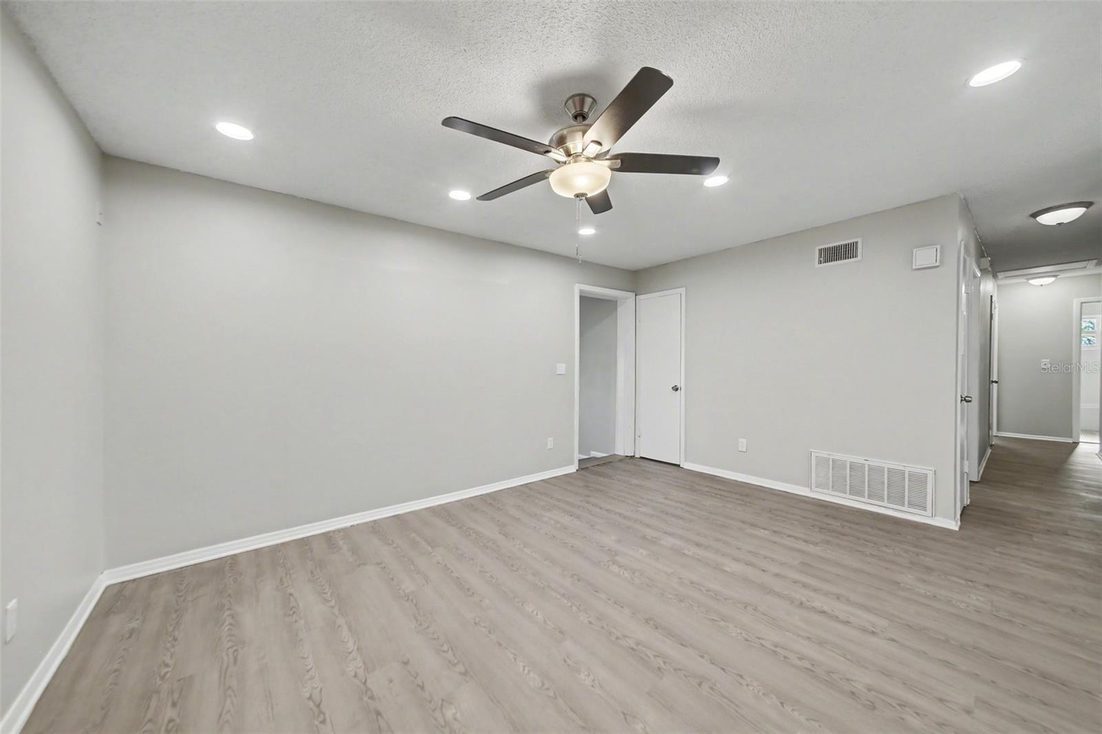 722 Galsworthy, Orlando, FL 32809