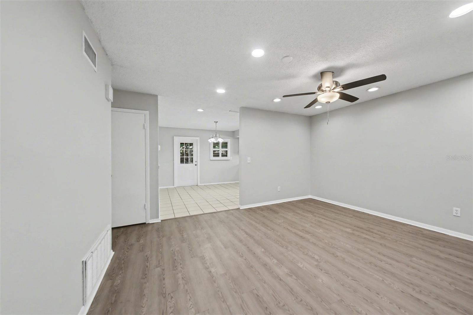 722 Galsworthy, Orlando, FL 32809