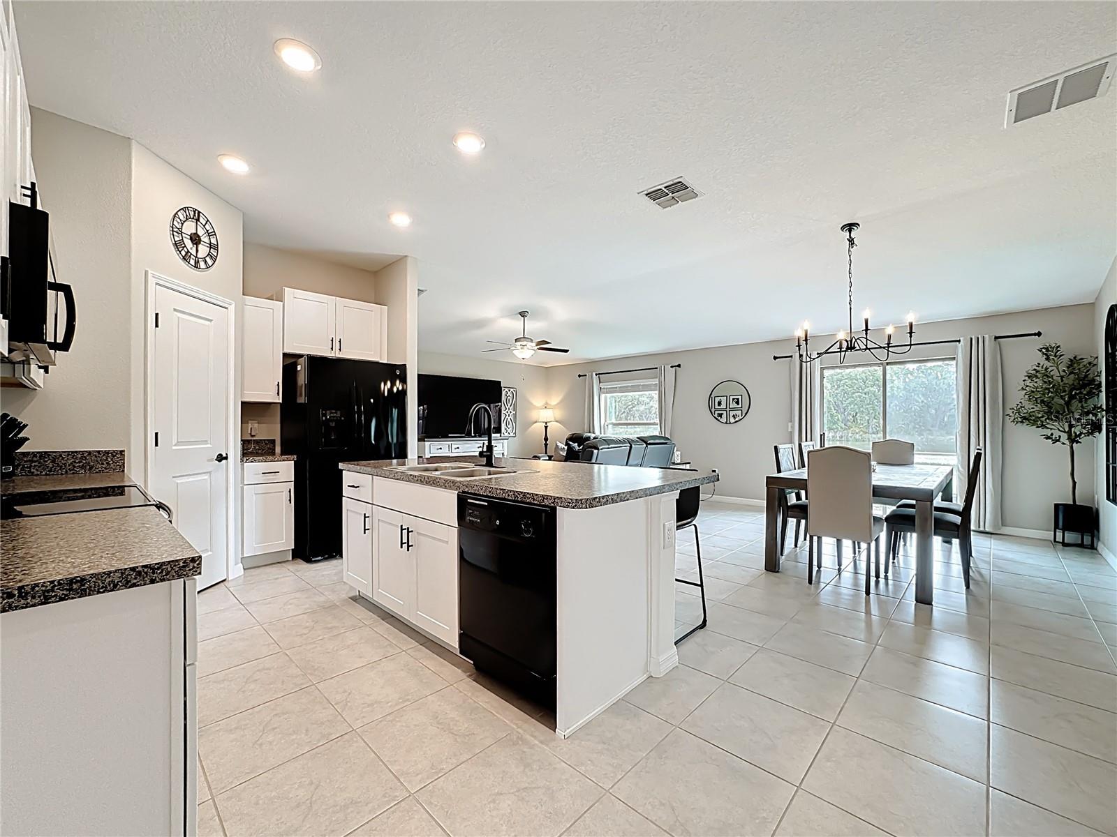 4449 Eternal Prince, Sun City Center, FL 33573