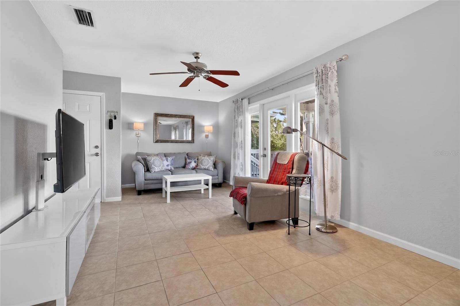 4754 Cobia Unit D, St Petersburg, FL 33705