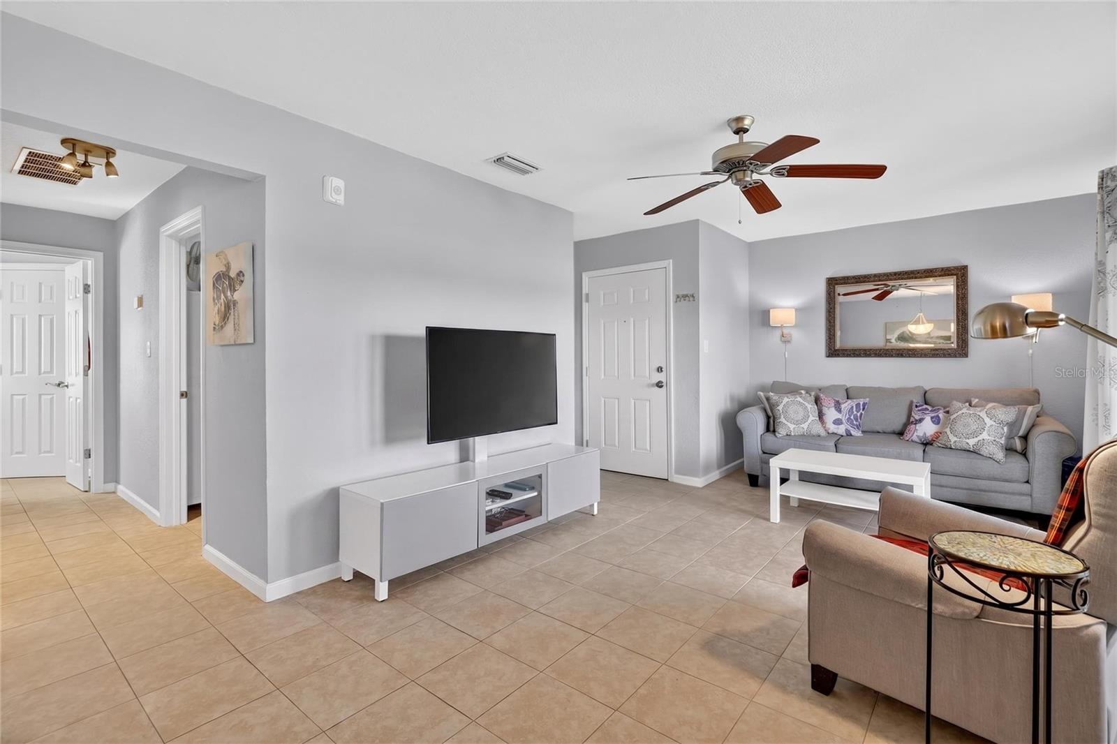 4754 Cobia Unit D, St Petersburg, FL 33705