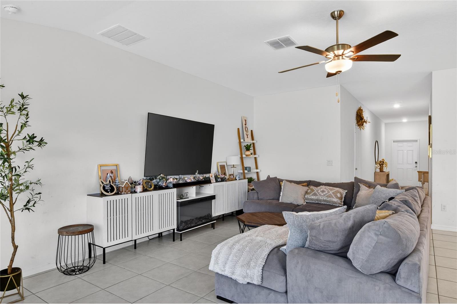 3603 Natural Trace, Plant City, FL 33565