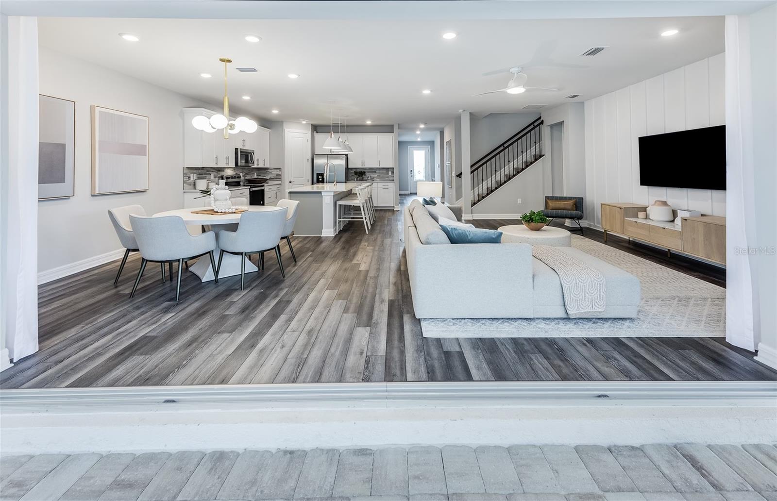 7433 Summer, Sarasota, FL 34231