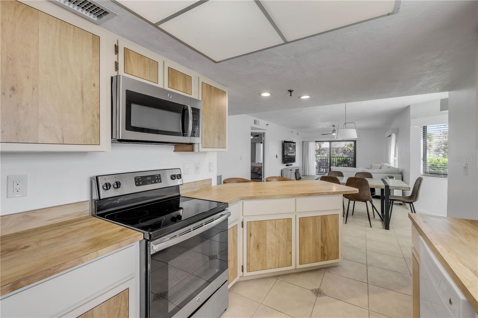 3001 Atlantic Unit 503, New Smyrna Beach, FL 32169
