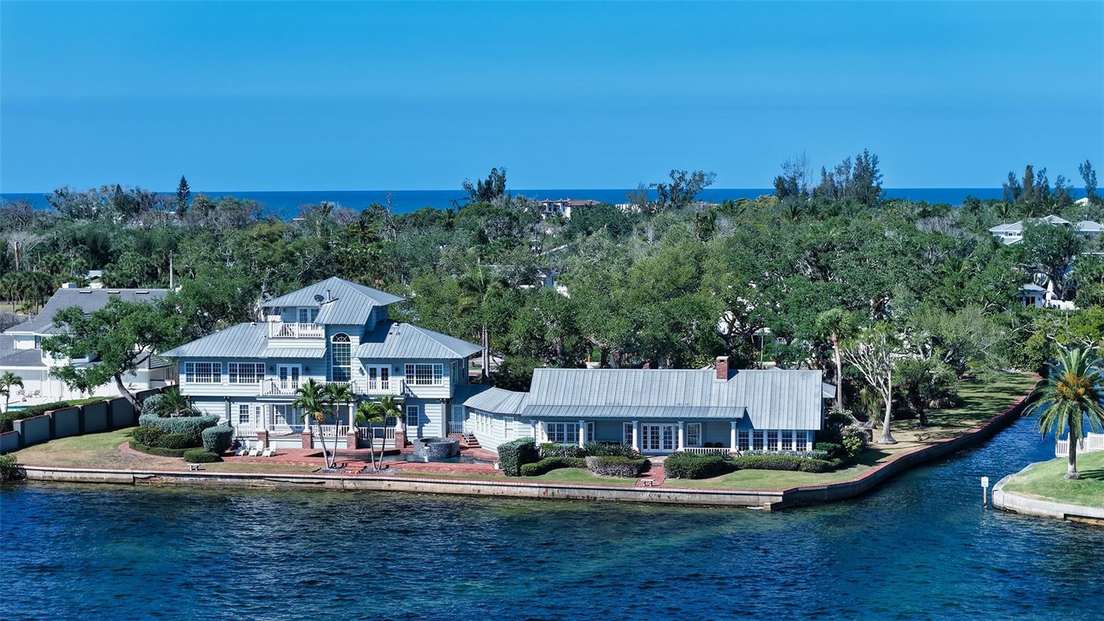 1249 Basin, Sarasota, FL 34242