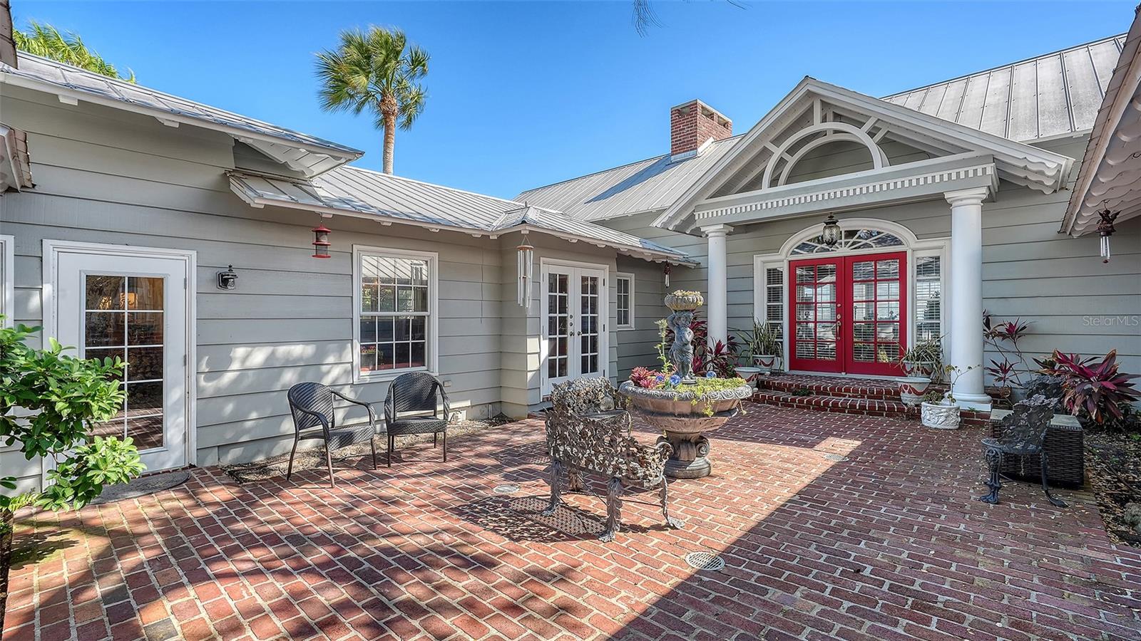 1249 Basin, Sarasota, FL 34242