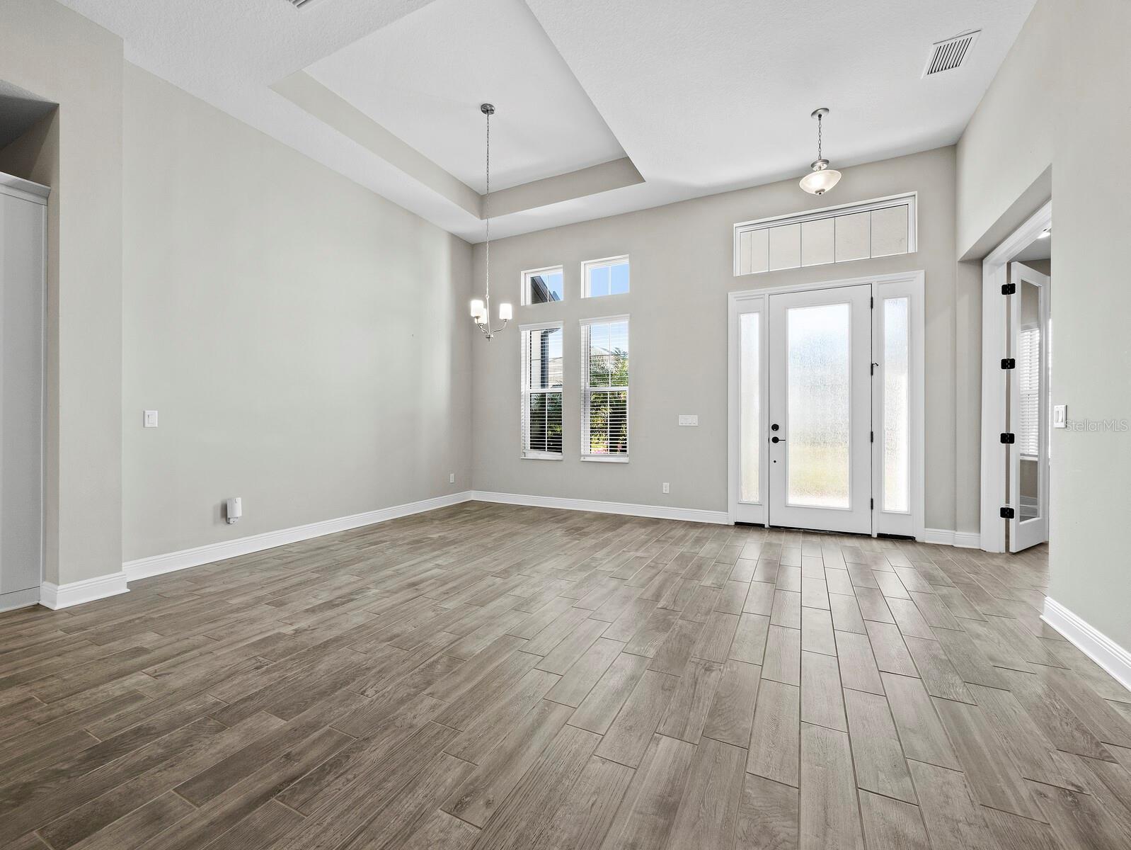 6129 Lungo Lago, Sarasota, FL 34241