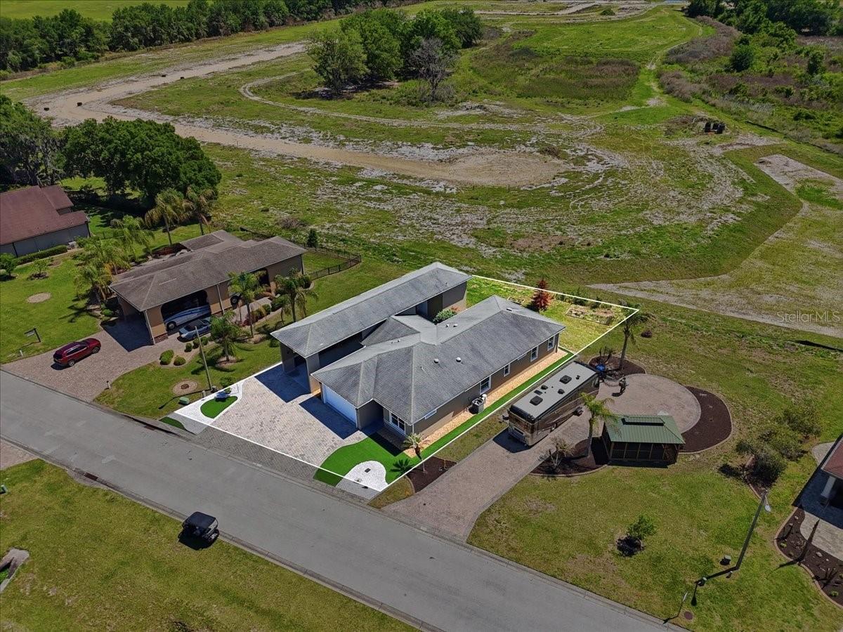 572 Meandering, Polk City, FL 33868