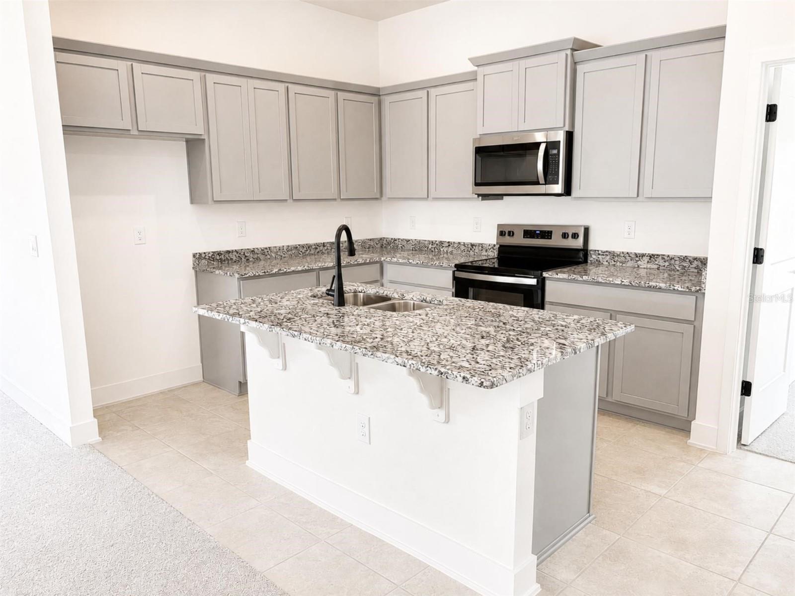250 Verny Grove, Leesburg, FL 34748