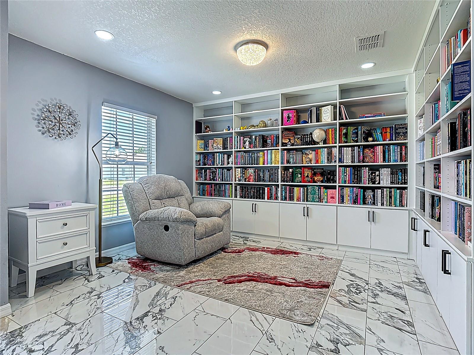 965 Alsace, Kissimmee, FL 34759