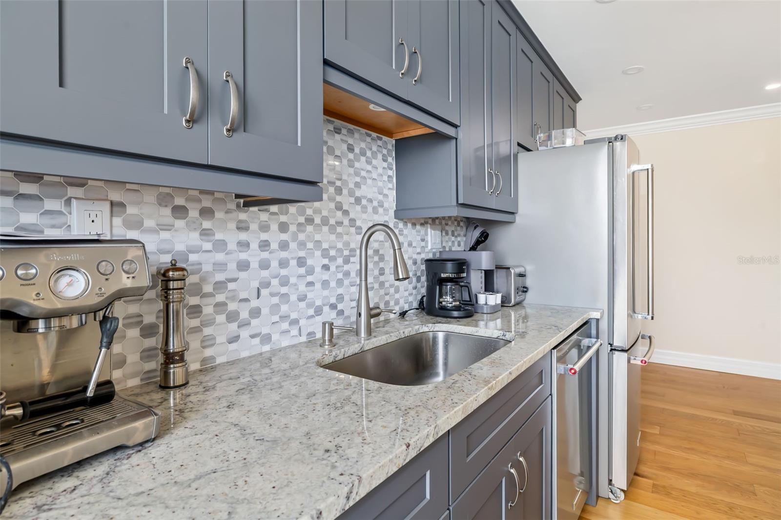 763 John Ringling Unit 22, Sarasota, FL 34236