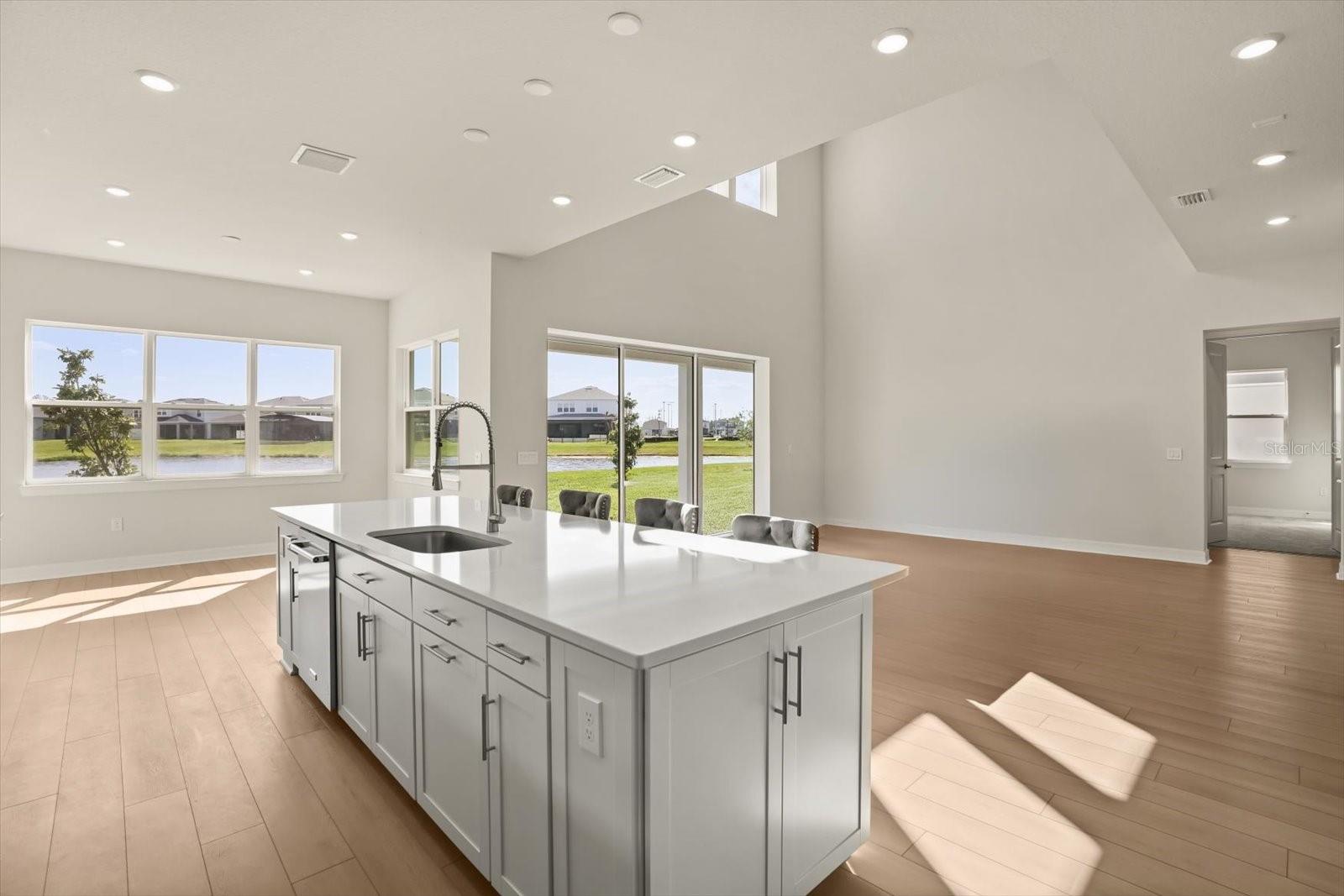 8352 Park Cliff, Orlando, FL 32836