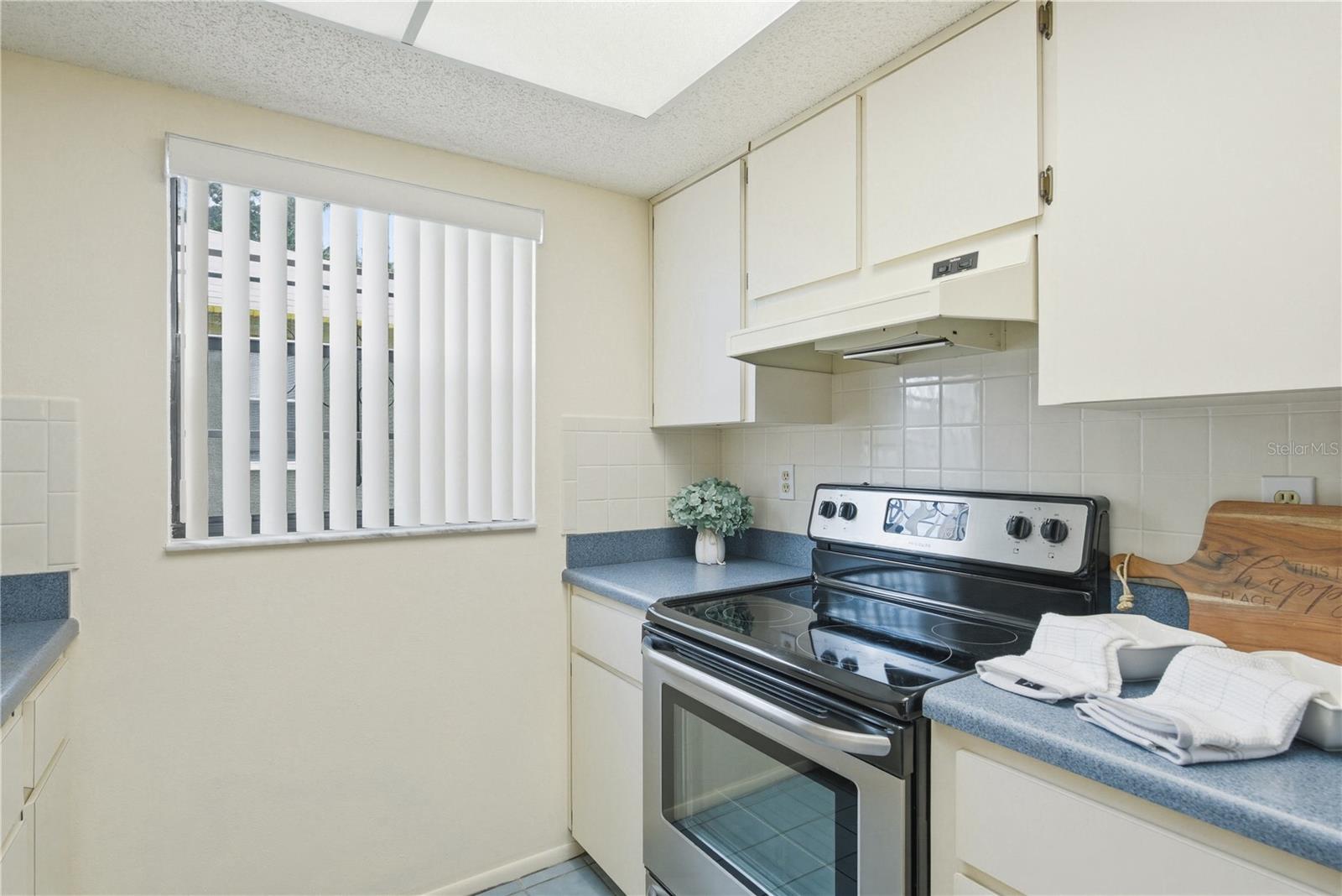 7832 Mcpherson, New Port Richey, FL 34653