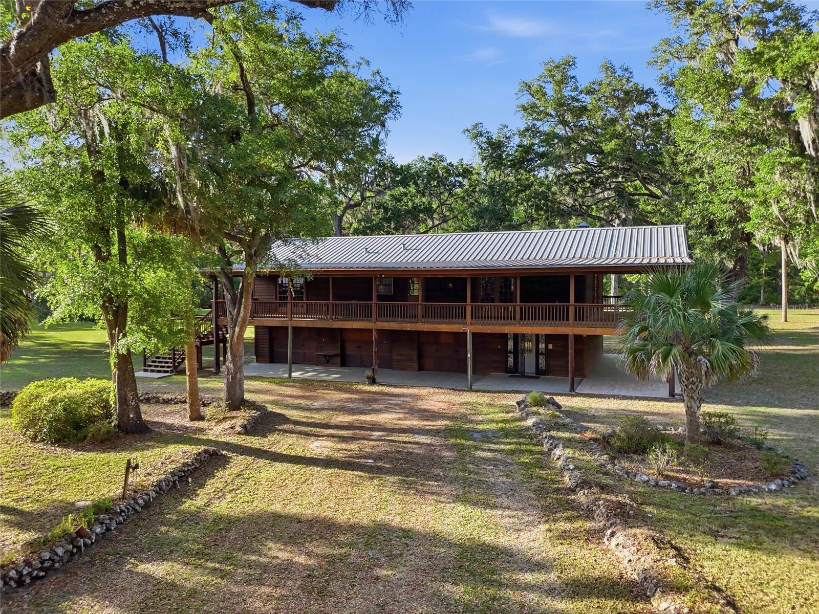818 783, Old Town, FL 32680