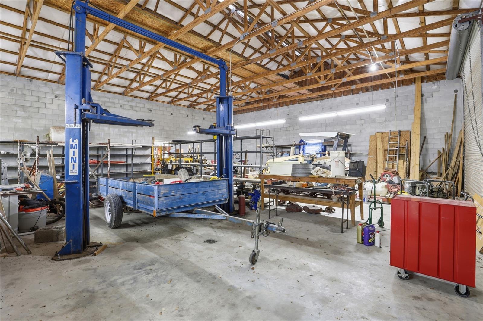 818 783, Old Town, FL 32680