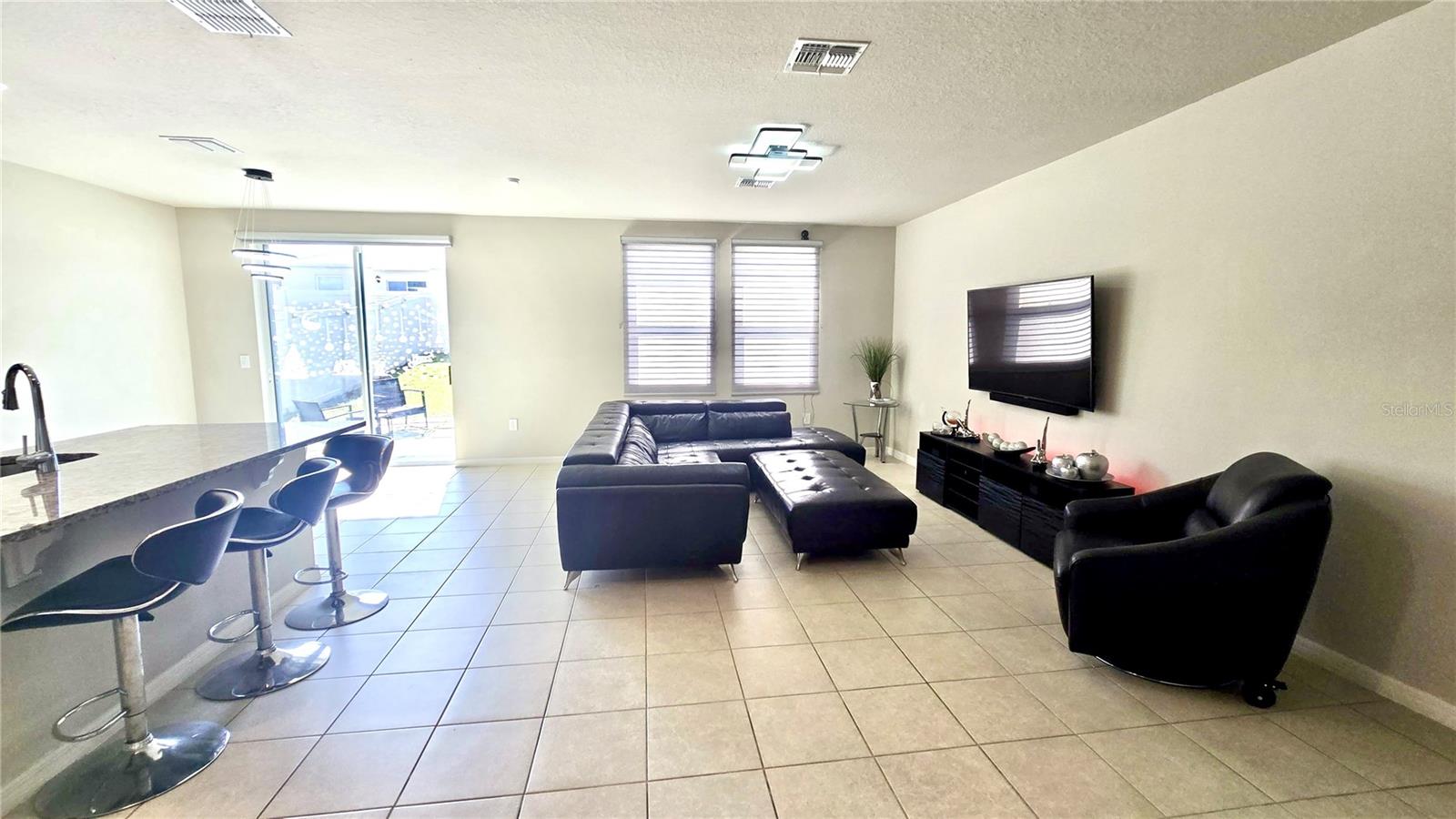 909 Cambridge, Winter Haven, FL 33881